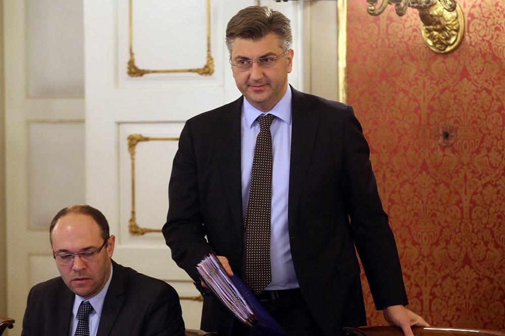 Pale ozbiljne prozivke na račun Plenkovića: NESPOSOBNI za služenje vojske je ZA PONOVNO UVOĐENJE vojnog roka!