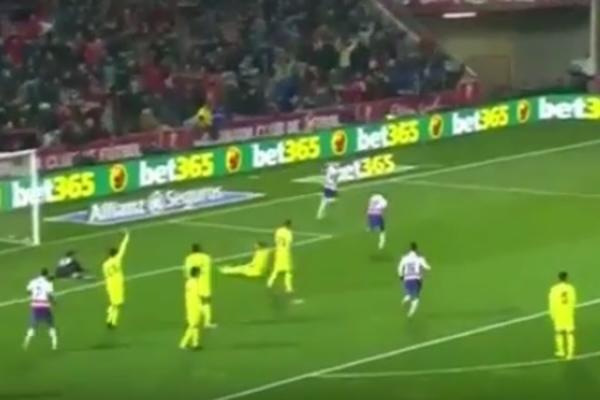 Dva crvena, pet golova... Na papiru najdosadniji meč kola se ispostavio kao opšta ludnica! (VIDEO)