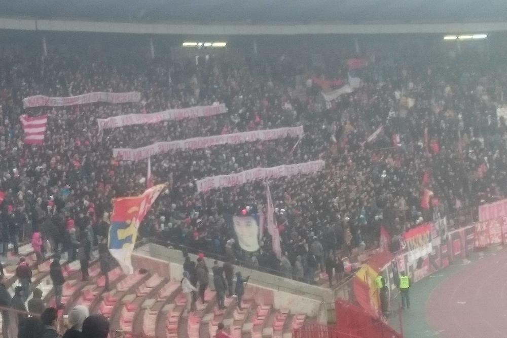 Novopazarci možda ne razumeju srpski, ali ovu poruku Delija ne mora niko da im prevede! (FOTO)