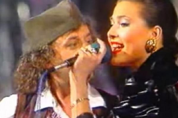 NEVIĐENO LUDILO:Kako su Ceca i Era pre 27 godina POKIDALI STARI NARODNJAK (FOTO)(VIDEO)