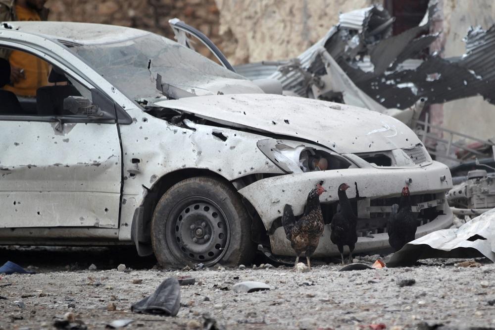 MASAKR U IRAKU: Automobil bomba ubio 8 ljudi, ranjeno 30! Ovaj snimak šokirao je svet! (VIDEO)