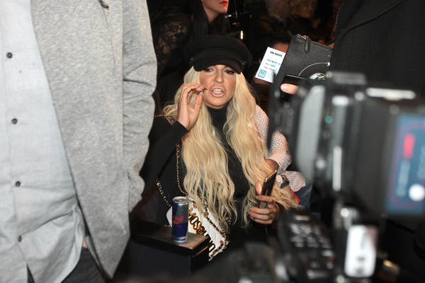 Karleuša je danas izuzetno PONOSNA I SREĆNA, a za to ima i te kako dobar razlog! Blago njoj... (FOTO)