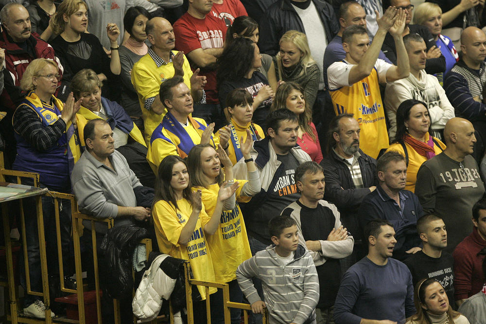 Himkijev šamar Uniksu, Anđušićevo loše veče!