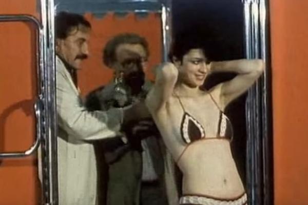 NEĆETE VEROVATI KO JE U PITANJU: Danas je PEVAČICA bez DLAKE NA JEZIKU, a nekada je pokazivala GRUDI u FILMU