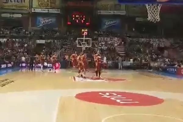 PUBLIKA U ŠOKU! Ovo se nikada nije dogodilo na Zvezdinoj utakmici! (VIDEO)