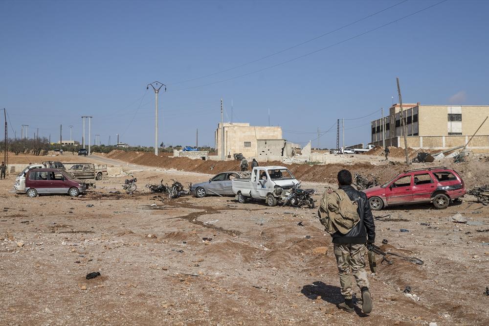 POGINULO NAJMANJE 10 OSOBA, 15 RANJENO: Strašna eksplozija ispred džamije u Avganistanu!