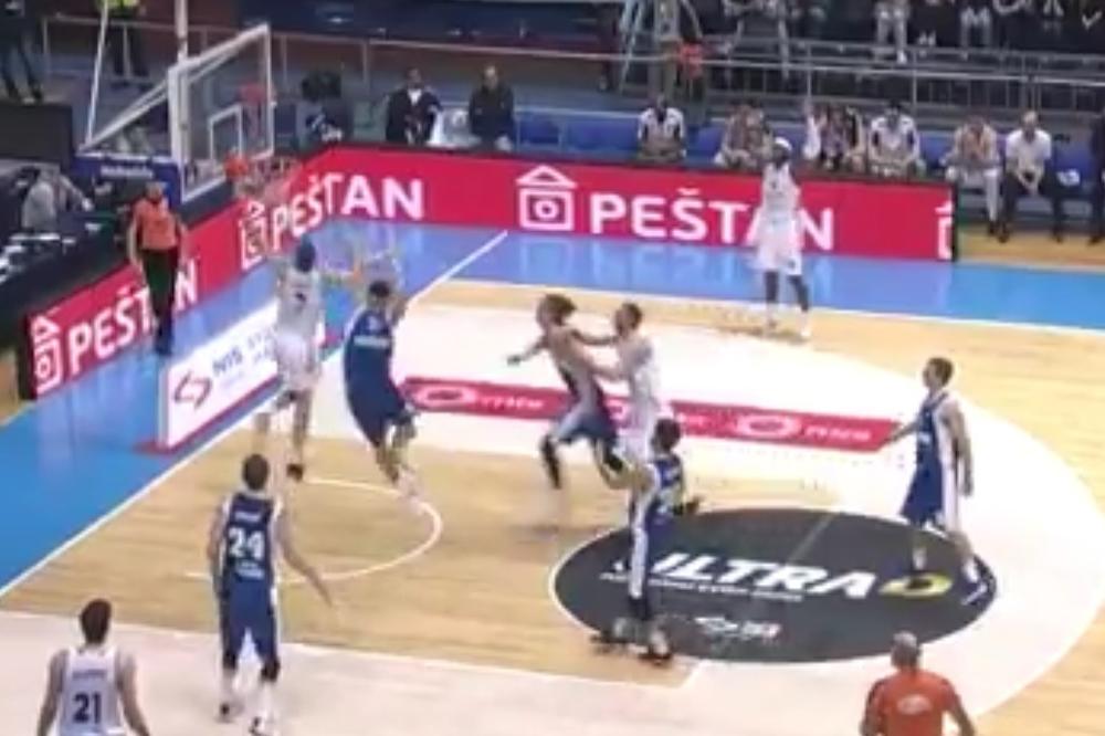 Šta to leti? Ptica? Ne. Avion? Ne. To je, jednostavno, ADIIIIIN VRABAAAAAAC! (VIDEO)