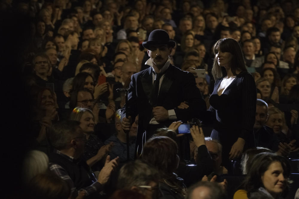 Dobrodošli na 45. FEST! Gledajte, opustite se i UŽIVAJTE! (FOTO)