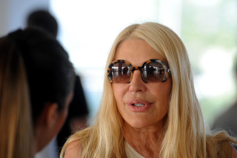 Sada je u braku s 35 godina mlađim čovekom, a ovako izgleda prvi muž Verice Rakočević i otac Elene Karić! (FOTO)