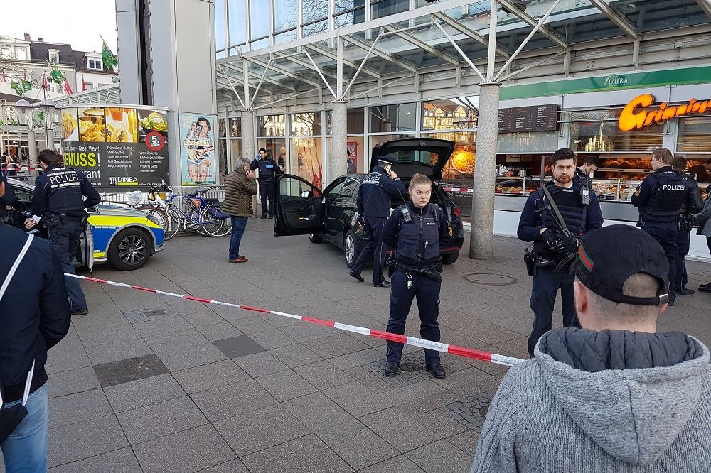 UHAPŠEN NAPADAČ IZ HAJDELBERGA: Nije terorizam, ali osumnjičeni odbija razgovor (FOTO) (VIDEO)