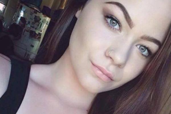 Ofarbala se kao i svakog puta, a onda je USLEDIO HOROR! Nije ni sanjala da će je ovo snaći! (FOTO)