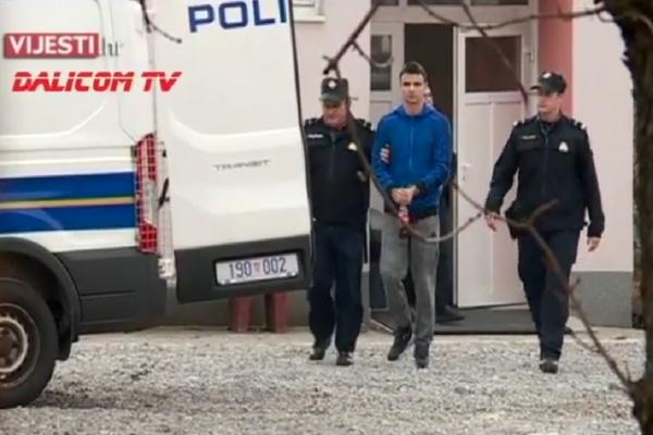 Izvukao sam kuhinjski nož i zabio joj u vrat! Čuo sam njen vrisak i sve mi se smračilo... JEZIVI ISKAZ UBICE TRUDNE ZAGREPČANKE (VIDEO)