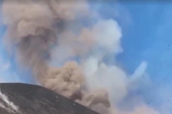 Eksplodirao najveći vulkan u Evropi! Kulja dim iz Etne! (VIDEO)