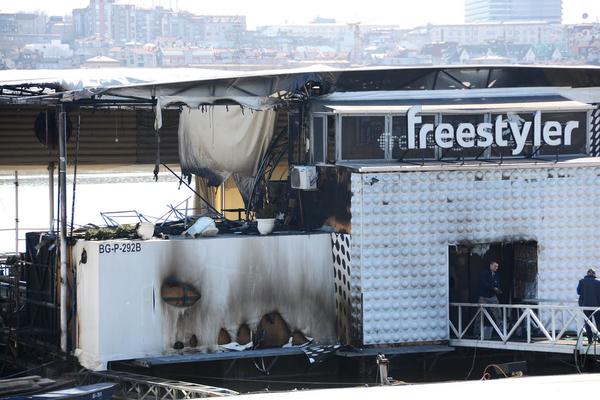 KAKO JE JEDAN OD NAJPOPULARNIJIH BG SPLAVOVA POSTAO ZGARIŠTE! Pogledajte šta je ostalo od Fristajlera (FOTO)