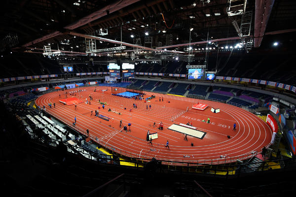 Legendarni sprinter i jedan od najboljih atletičara svih vremena doživeo srčani udar!