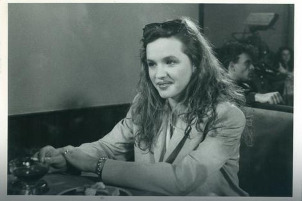 Igrala je u Srećnim ljudima ĐININU DRUGARICU, glumu je napustila zbog tragedije: Evo kako danas izgleda! (FOTO)