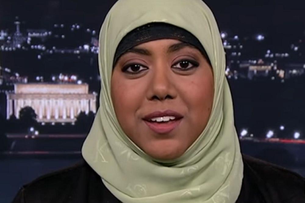 JEDINA MUSLIMANKA SA HIDŽABOM U BELOJ KUĆI: Evo zašto sam pobegla od Trampa posle samo 8 DANA!