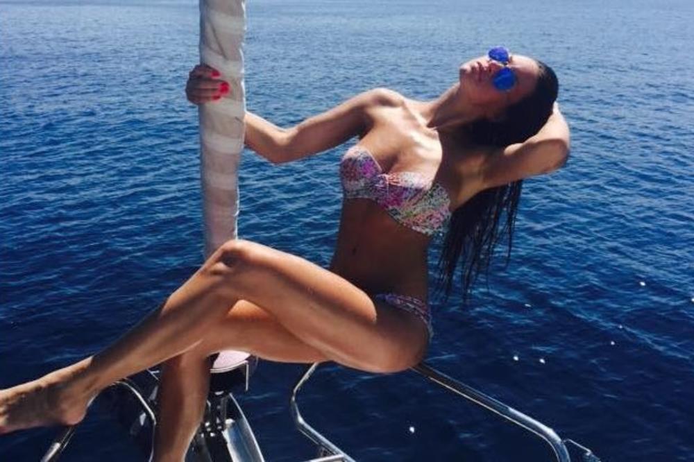 Bila je na Farmi, smuvala muža Goce Tržan, ali nismo imali pojma da je bila u još jednom RIJALITIJU i to sa MAMOM! (FOTO)