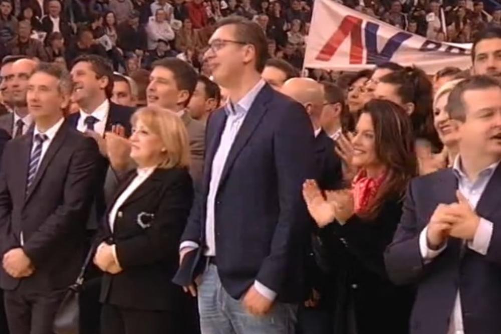 SNS POČEO KAMPANJU U VRANJU: Vučić poručuje: Ne dam im da ruše Srbiju, biće samo jača i snažnija! (VIDEO)