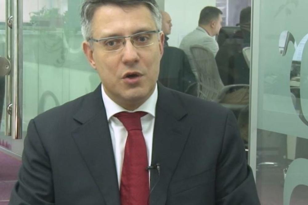 ALEKSANDAR POPOVIĆ: Šešelj je potukao Haški tribunal, ali je njega u političkom smislu potukao Aleksandar Vučić! (VIDEO)