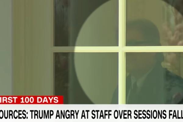 SNIMLJENA SVAĐA U BELOJ KUĆI: Tramp nikad nije bio ovako BESAN, sve se orilo po OVALNOJ SOBI! (VIDEO)