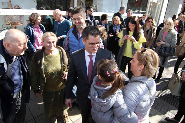 PREDAO 15.000 POTPISA: Jeremićeva kandidatura na korak od zvanične!