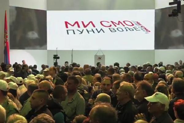 OKUPLJENI VIČU ACO SRBINE: Vučić poručio-Daću sve od sebe da vas pobedim!