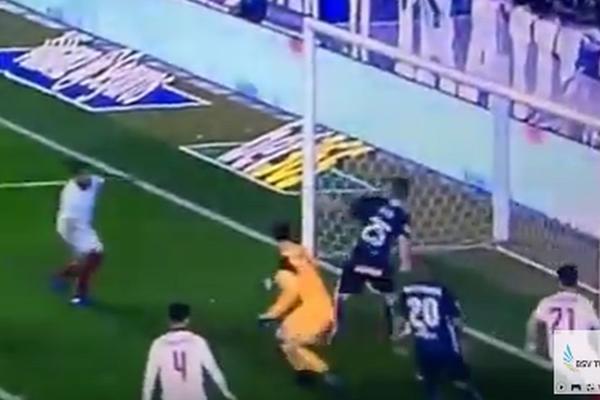 Zar golman Sevilje ne zna da je Katai predator? Alaves slavi Srbina! (VIDEO)
