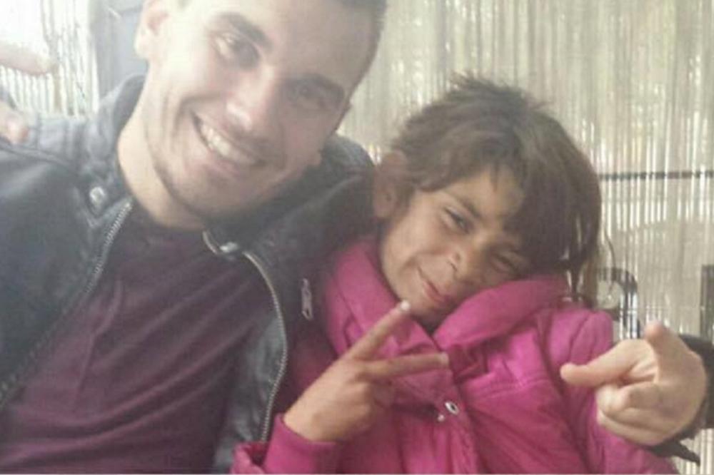 Ona nema ništa, a ima sve: Ova devojčica je održala lekciju o životu svima! (FOTO)