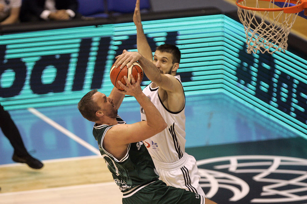 Fenomenalni Savanović odveo Dinamo Sasari u četvrtfinale! Banvit i Asvel sigurni!