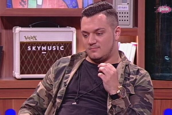 GASTOZ U SUZAMA: PRVI PUT o NAJTEŽIM TRENUCIMA u životu, RODITELJIMA i raskidu sa Zoricom! (FOTO)