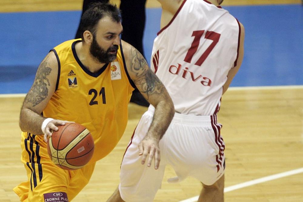 NE MOŽE ON BEZ BASKETA: Legendarni Ratko Varda se posle godinu dana vraća na teren i igraće ABA ligu! (VIDEO)