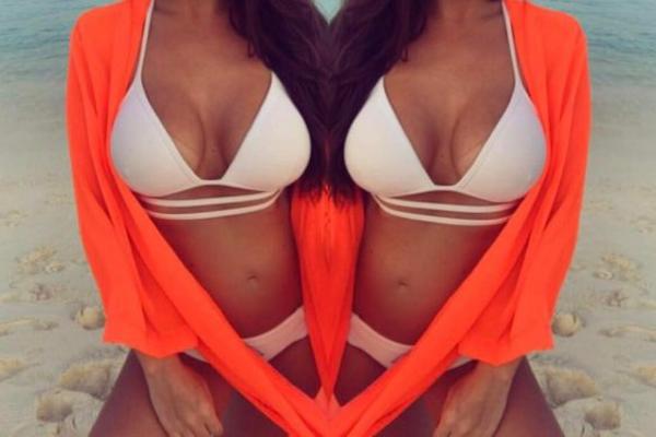 Ovih 5 fotki dokazuju da ona ima NAJBOLJU GUZU na estradi, a njene grudi su čista petica! ALI STVARNO! (FOTO)