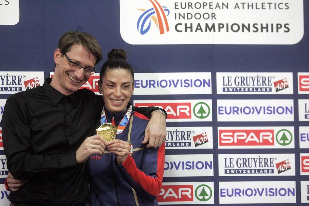 Ivani i njenom treneru po 20.000 evra od Vlade Srbije za zlato na Evropskom prvenstvu!