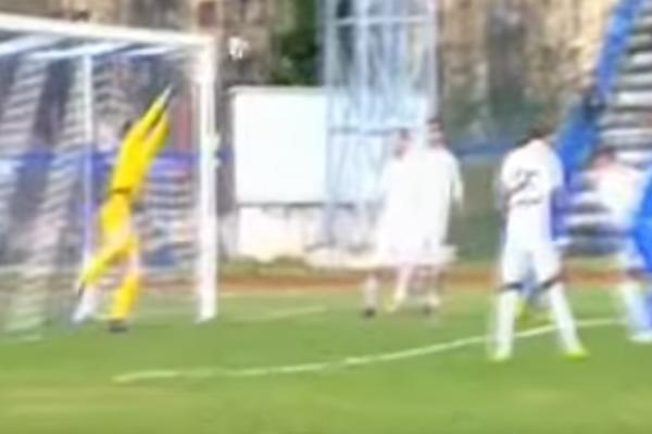 MAGIJA!!! To je jedina reč koja opisuje novu Kljajićevu golmansku bravuru! (VIDEO)