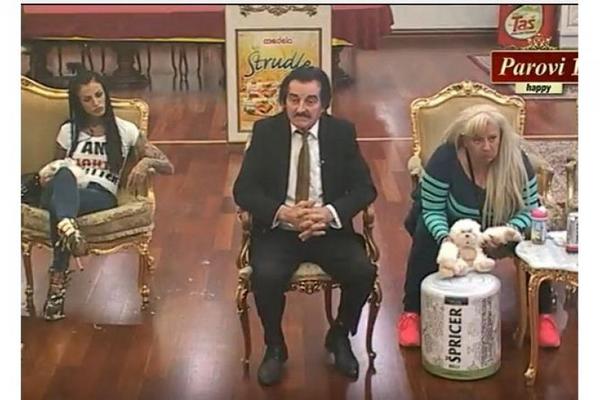 Ženio se 46 puta, a evo sa kojom  pevačicom je okusio strast! NOVI UČESNIK PAROVA JE OGROMAN ŠVALER! (FOTO)