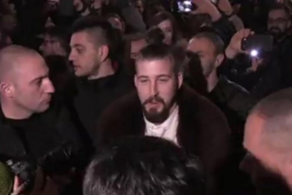 PRELETAČEVIĆ IZGRMEO U RIK-U: Uz trubače i građane najavio pobedu (VIDEO)