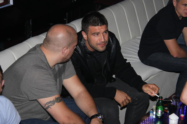 NIJE OČEKIVAO RAZVOD NI PO KOJU CENU! Ovo je predbračni ugovor između Nataše i Ljube!