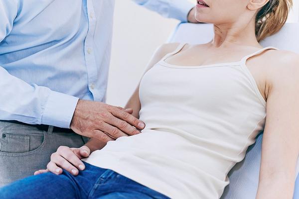 Kako da razlikujete trovanje hranom od stomačnog virusa? (FOTO) (GIF)