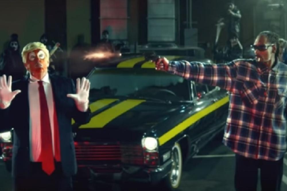 SNUP DOG ŠOKIRAO AMERIKU I CEO SVET: Pucao je na Trampa - mrtav 'ladan! (VIDEO)