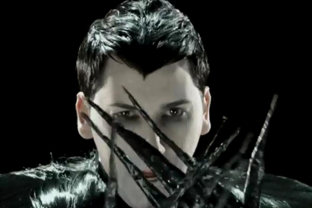 Posle SEDAM GODINA vratio se na muzičku scenu i otkrio TAJNU Karleušinog KONCERTA NA UŠĆU! (VIDEO)