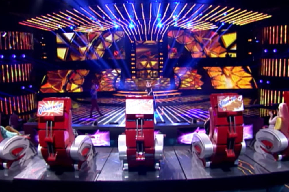 NAŠ POZNATI PEVAČ ZAVIJEN U CRNO, DESILA SE VELIKA TRAGEDIJA! Zbog ove SMRTI plakaćete kao kiša! (FOTO)