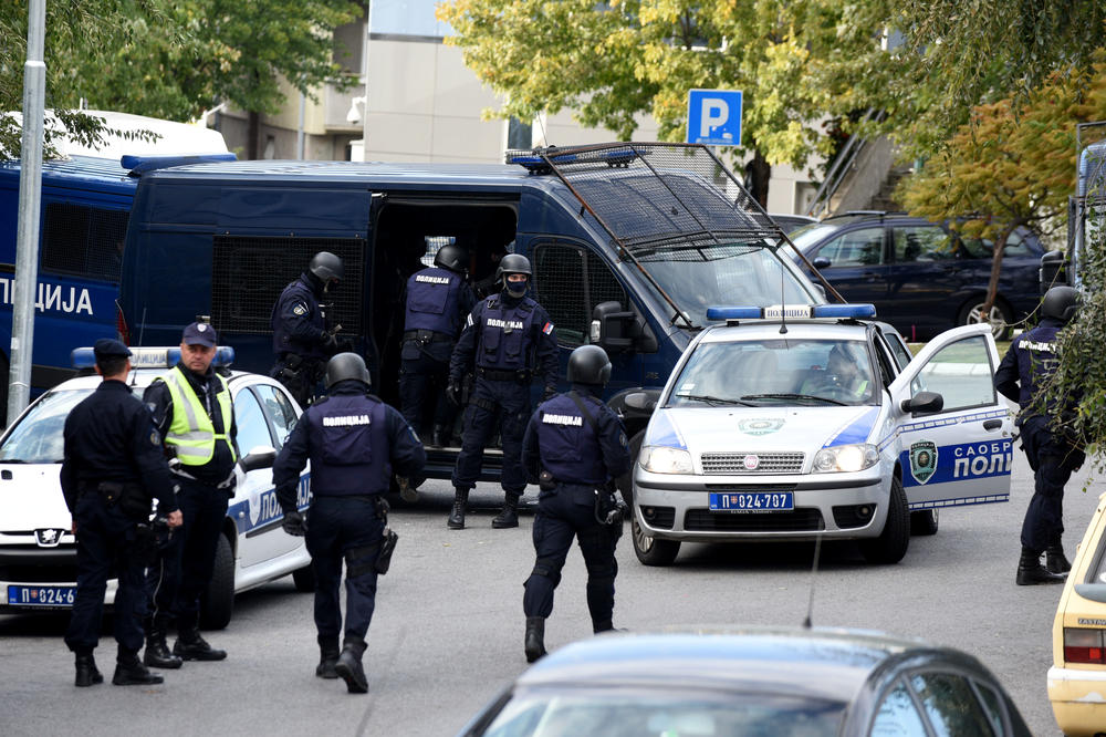 DETALJI RACIJE NA ALTINI: Specijalci pretresli piceriju sina jednog od vođa beogradskih klanova!