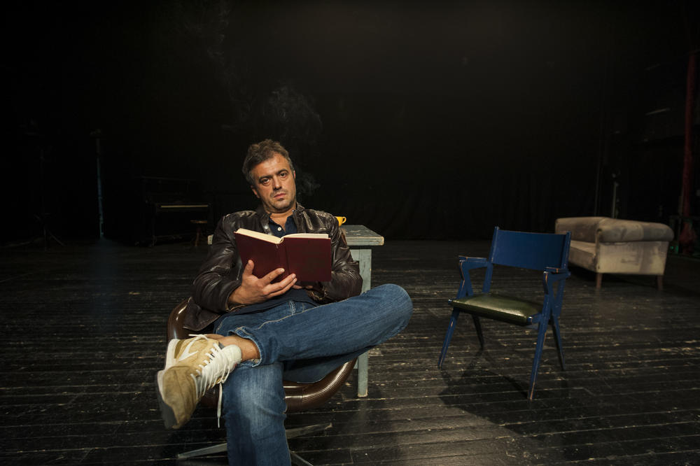 SERGEJ TRIFUNOVIĆ JE BIO NAJ FRAJER, A DANAS... Pustio bradu, stomak, ma totalno zapušten! (VIDEO)