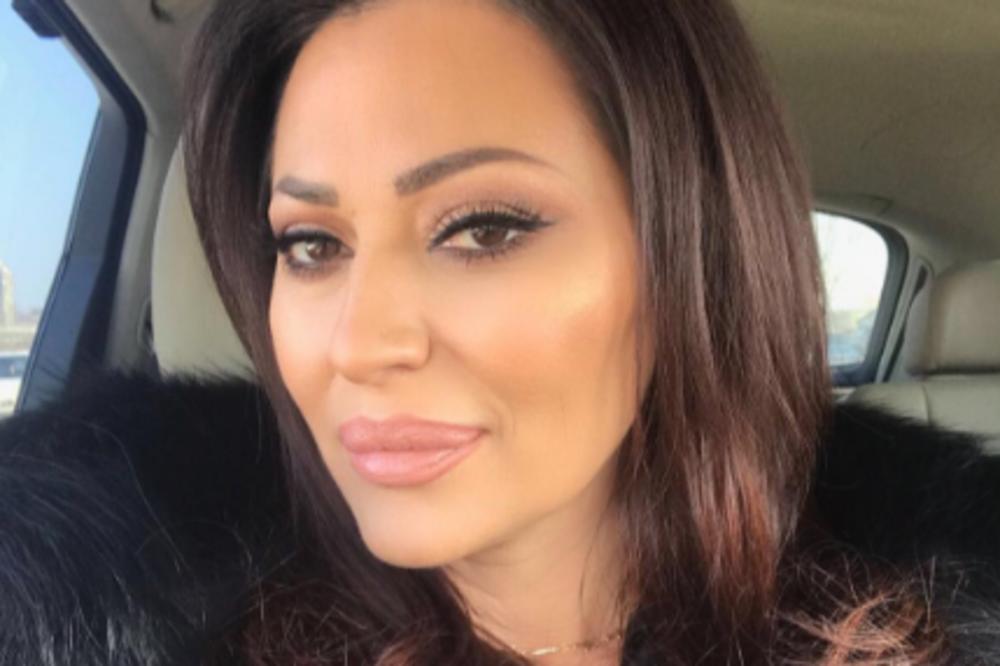 ZBOG NJE JE VRIŠTALA CELA LJUBLJANA! Ceca otkrila zbog čega je bacila minđuše u publiku (FOTO) (VIDEO)