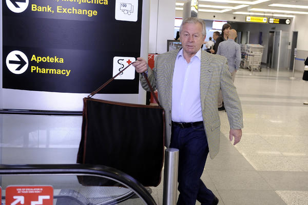 Ilija Petković novi selektor! Objavio je prvi spisak i vratio Srbina iz Bajerna u reprezentaciju!