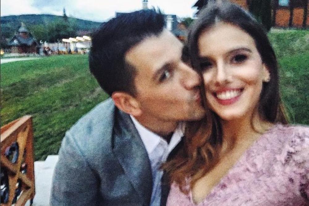 PROCUREO SEKSI SNIMAK VIKTOROVE DEVOJKE! Pre njega bila je u vezi sa našim poznatim zavodnikom! (FOTO)