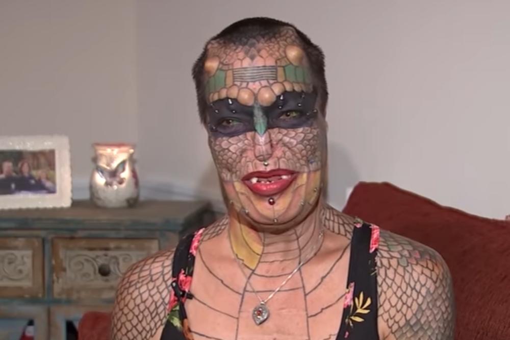 Bio je bankar, a onda je rešio da postane ŽENA ZMAJ? Zelene beonjače i rogovi nisu ništa, čekajte da vidite ostalo! (VIDEO)