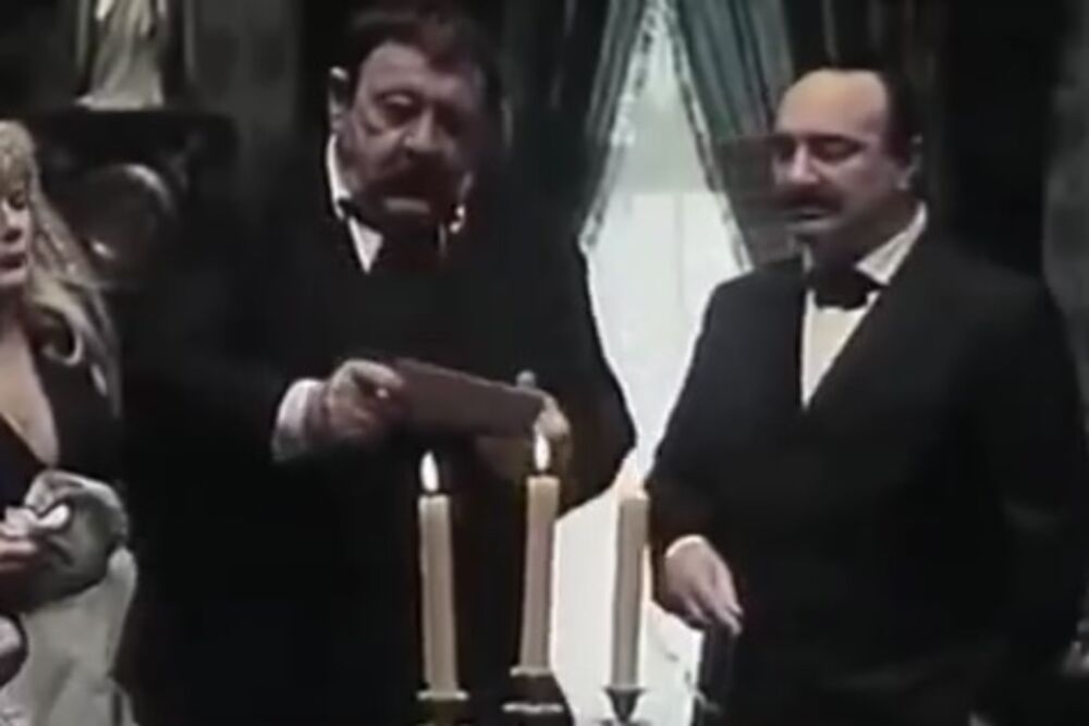 Pavle Vuisić, Danilo Bata Stojković