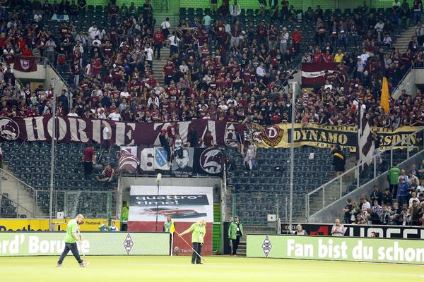 NEVIĐENI SKANDAL NA TRENINGU: Horde zla fizički napale fudbalere Sarajeva - PROZIVALI DIREKTORKU KLUBA!